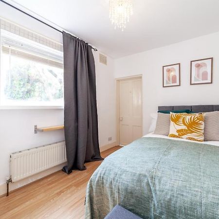 One Bedroom Flat In The Heart Of Brixton Londres Exterior foto