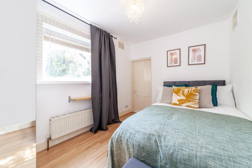 One Bedroom Flat In The Heart Of Brixton Londres Exterior foto