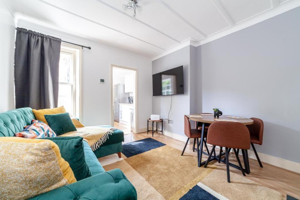 One Bedroom Flat In The Heart Of Brixton Londres Exterior foto