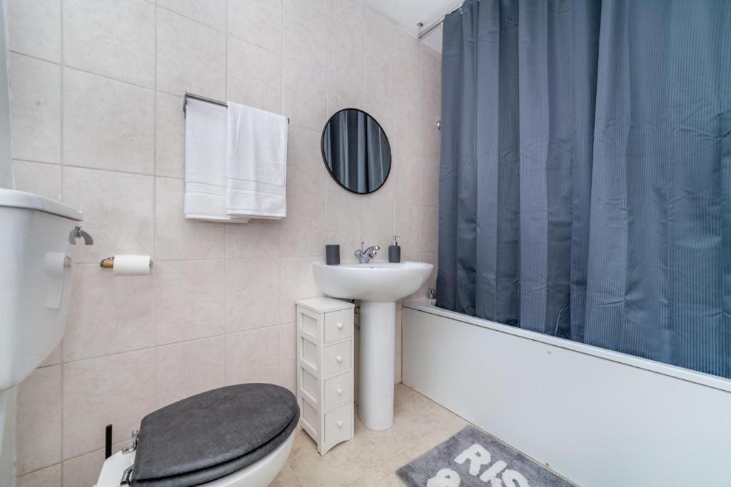One Bedroom Flat In The Heart Of Brixton Londres Exterior foto